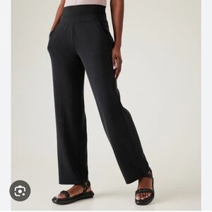 Athleta seasoft joggers size xs